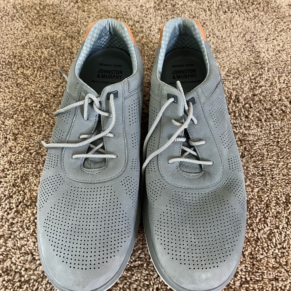 Johnston & Murphy Gray Oxfords with Minimalist Design